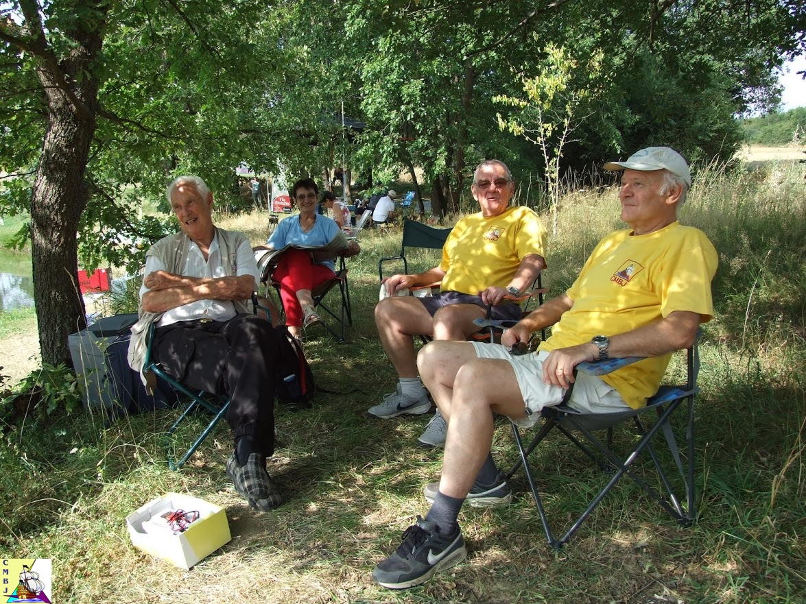 Sous les arbres