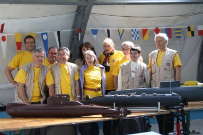 8 avril 2012      démo spéciale sous-marins  piscine 